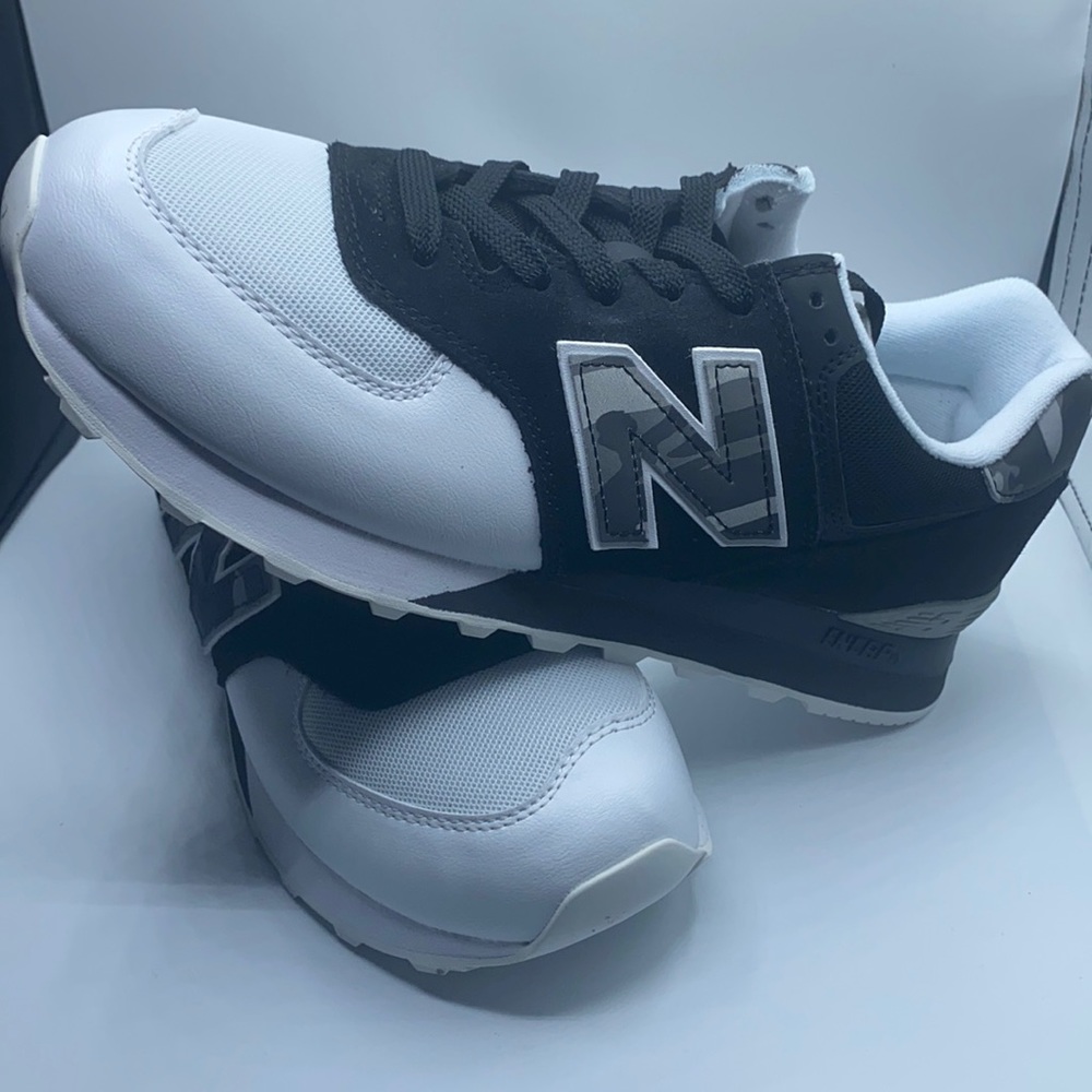 New Balance 574 Army fatigue Style